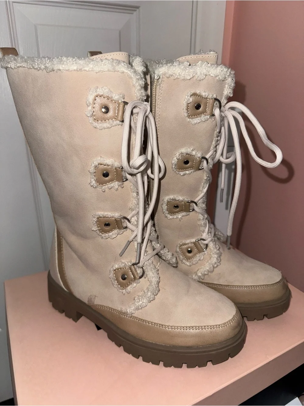 BCBG Girls Cream Sherpa-Lined Lace-Up Winter Boots